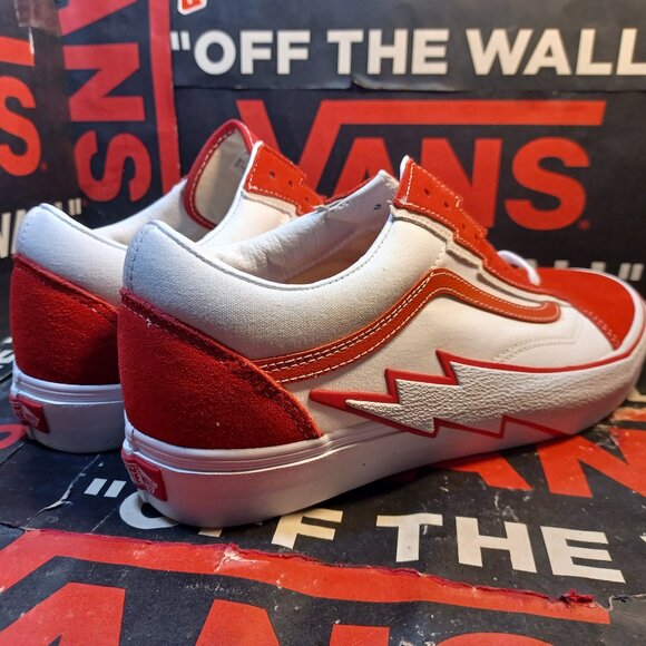Vans Men's U.S. Size 12 Old Skool Bolt Red/White Classic Suede VN0009Q56RT Rare - Picture 9 of 12